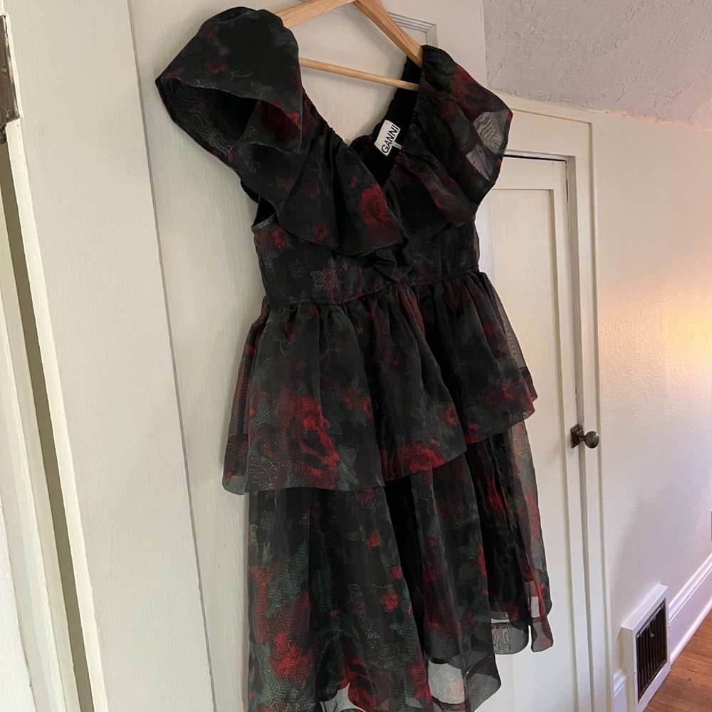 Tiered Rose-Print Organza Dress - Black Red | Size: M | US 6 | UK36 - Picture 8 of 11